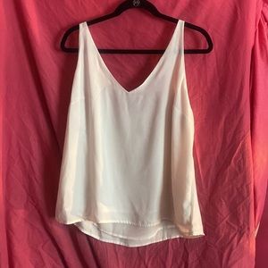 NWT a new day tank large